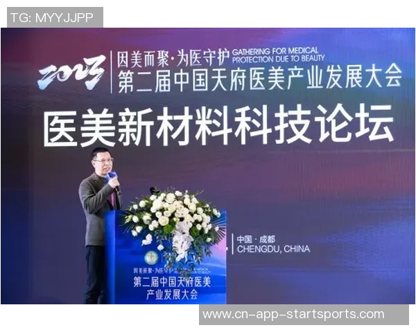 记者：G联赛虽小但竞争激烈小杨的成长令人瞩目进步显而易见