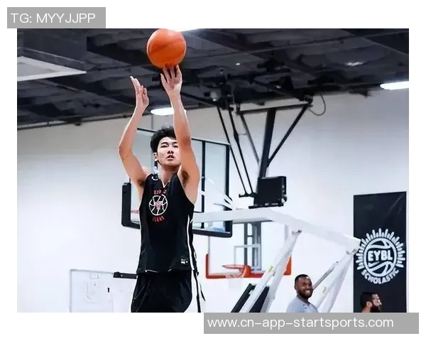 张博源获12个NCAAD1学校Offer今日访问伊利诺伊大学展现潜力与希望